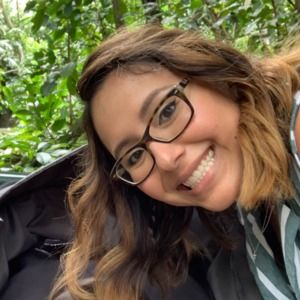 Meet your Posher, Ana